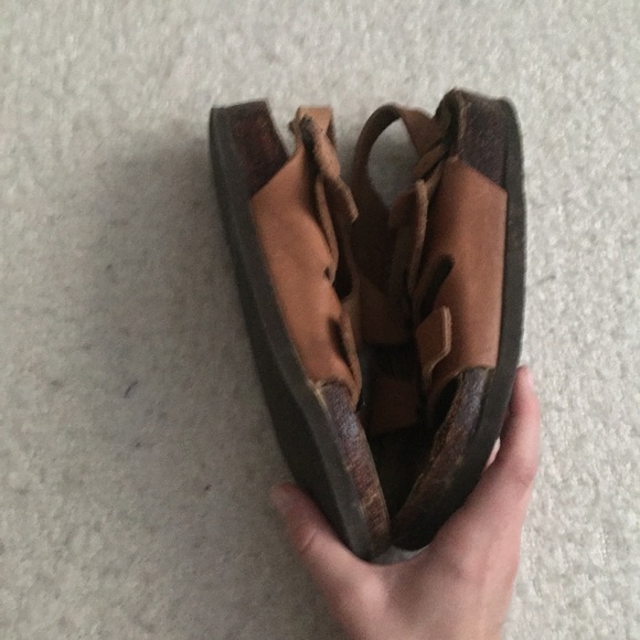 Birkenstocks Size 35 - Picture 4 of 4